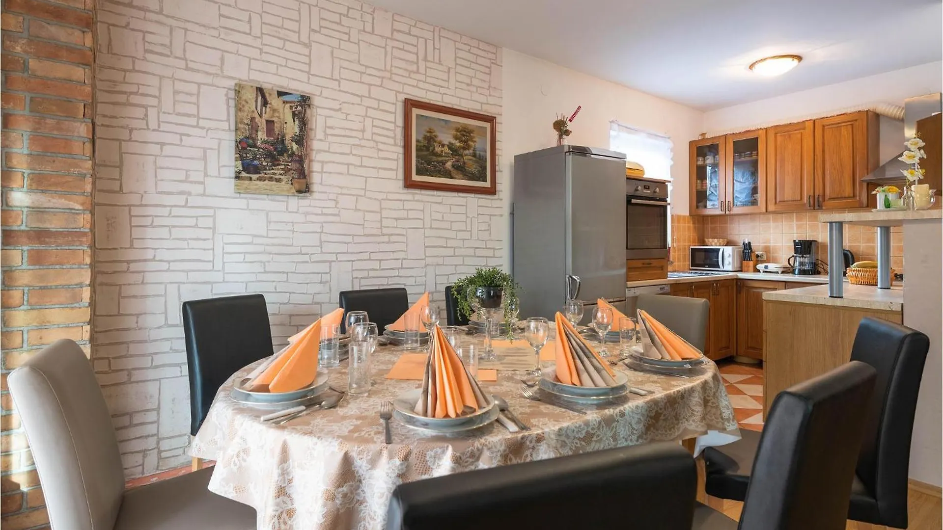 Stunning Home In Marcana With Wifi 0*,